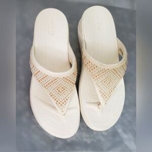 Crocs Womens Monterey Shimmer Wedge slipper flip flop